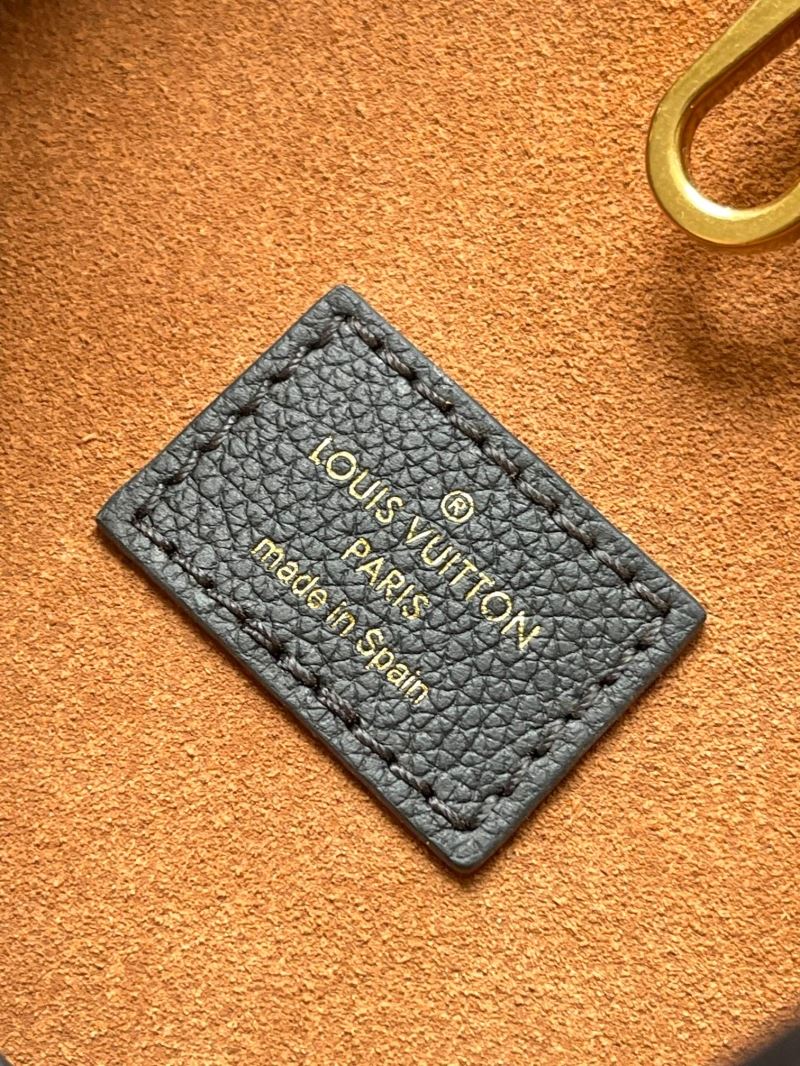 Louis Vuitton Hobo Bags